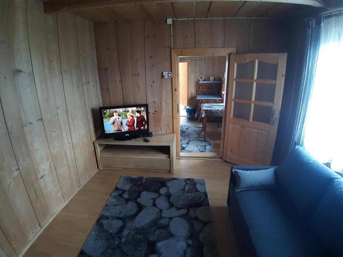 Chata W Banskiej Banska Nizna Esterno foto